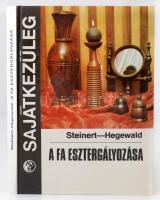 Steinert-Hegewald: A fa esztergályozása. Bp., 1983,  Műszaki. 274 p. Kiadói keménykötésben