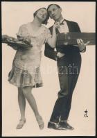 cca 1938 Angelo (1894-1974) színpadi jelenet, monogrammal és pecséttel jelzett vintage fotó, 17x12 cm