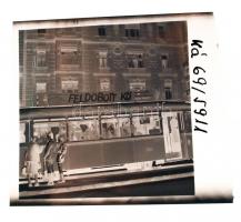 1969 Budapesti villamosok mozifilm reklámokkal, 6 db negatív, 4x6 cm és 6x6 cm