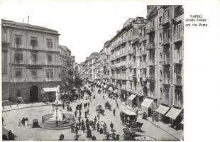 Naples, Napoli; strada Toledo ora via Roma / Toledo street renamed Rome street, omnibus