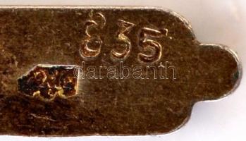 Ezüst feszület medál, Ag., nettó:1,6gr., jelzett, 2,5x2cm /Silver crucifix pendant, Ag, net:.. 1.6 g...