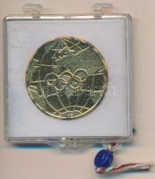 Csúcs Viktória (1934-1993) 1972. "München Olimpia" aranyozott fém emlékérem plombált tokba...
