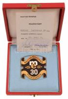 1985 "Magyar Édesipar Törzsgárda 30" aranyozott, zománcozott fém plakett 30 év után, tokba...