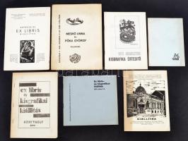 7 db különféle magyar nyelvű ex librisekkel, grafikákkal kapcsolatos érdekes nyomtatvány, katalógus, így benne: Andruskó Károly ex librisei, Meskó Anna és Póka György ex librisei, Kisgrafikai értesítő, stb.