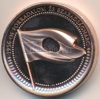 Ifj. Szlávics László (1959-) 2015. "Nmezetünk forradalmai / 1956-os forradalom és szabadságharc...