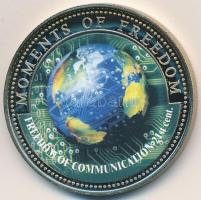Libéria 2001. 10$ "Szabadság pillanatai - A kommunikáció szabadsága 21. század" multicolor, tanúsítvánnyal T:PP ujjlenyomat Liberia 2001. 10 Dollars "Moments of Freedom- Freedom of Communication 21st century" multicolor with certificate C:PP fingerprint
