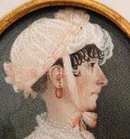 cca 1860 Női portré, elefántcsontra festett miniatűr, jelzés nélkül,  üvegezett réz keretben, hibás,...