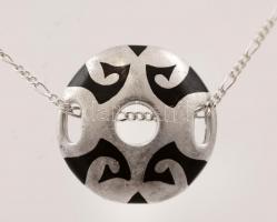 Ezüst nyaklánc medállal, Ag., nettó: 7gr., jelzett, 46cm/ silver necklace pendant, Ag, net: 7 g, mar...
