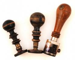 3 db régi bélyegző(Napkor község)