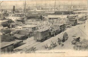 Marseille, Quai d&#039;embarquement des Transatlantiques / Transatlantic loading port with workers, train wagons, horse cart (EK)