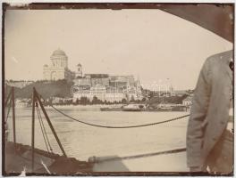 cca 1910 Kilátás az esztergomi bazilikára hajóról, 9x12 cm