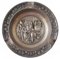 Vegyes ón tétel: porcelánbetétes kávés készlet (csésze+alj, cukortartó), 2 db fali dísztál, hamutart...