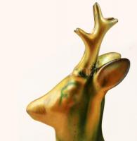 Eozin mázas Zsolnay őzbak, jelzett, restaurált, apró kopásnyomokkal, m: 11,5 cm