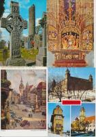 Képeslap gyűjtemény: magyar és külföldi városképes lapok rengeteg egyházi vonatkozásúval, hozzá kevé...