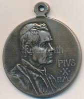 Olaszország / Pápai Állam ~1910. "X. Pius pápa" ezüstözött fém medál (32mm) T:2- Italy / Papal State ~1910. "Pope Pius X" silver plated metal medal (32mm) C:VF