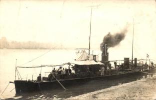 Győr (ex Stör) őrnaszád Budapesten, Nyugat fotószalon / Hungarian guard ship in Budapest, photo