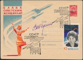 Valentyina Vlagyimirovna Tyereskova (1937- ) orosz űrhajós aláírása emlékborítékon /  Signature of Valentina Tereshkova (1937- ) Russian astronaut on envelope