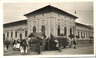 Szenttamás, Srbobran; Községháza, Bevonulás, Horthy plakátok szétosztása / entry of the Hungarian troops, Horthy posters, town hall