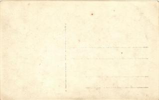 10 db 1920 és 1930 közötti fotó képeslap a Magyar Királyi Folyamőrség budapesti parancsnokságáról. C...