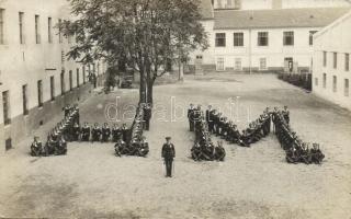 10 db 1920 és 1930 közötti fotó képeslap a Magyar Királyi Folyamőrség budapesti parancsnokságáról. C...