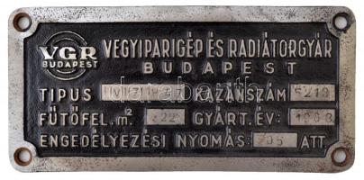 Vegyiparigép és Radiátorgyár Budapest gőzkazán eredeti öntvény gyártási tábla, 10x22 cm