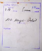 1955 Kocsis Sándor fejjel továbbít, Czibor már várja a labdát a 100. magyar-osztrák mérkőzésen, 1955...