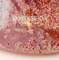 Kosta Boda (Kjell Engman) díszváza, több rétegű, anyagába színezett, jelzett, hibátlan, m:28 cm, d:2...