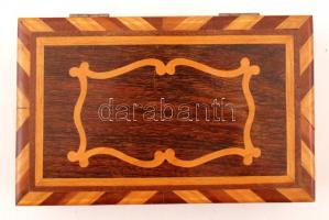 Intarziás fa doboz, jó állapotban, 14×22 cm, m:6 cm