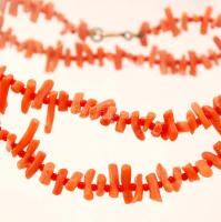 Korall nyaklánc, h: 50 cm /
coral necklace, 50 cm