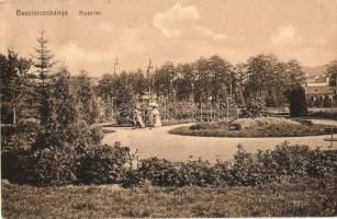 Besztercebánya, Banska Bystrica; Árpád tér, Machold F. kiadása / park