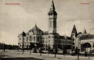 Marosvásárhely, Targu Mures; Tanácsháza, Takács Martin üzlete, kiadja a Rákóczi tőzsde / town hall, shop