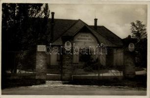 Komárom, Komárno; Állami női háztartási iskola / woman&#039;s housekeeping school, &#039;Komárom visszatért&#039; So. Stpl.