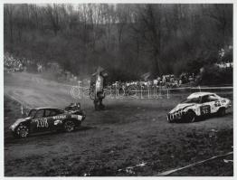 cca 1975 Roncsderbi, 5 db vintage fotó, 18x24 cm