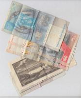 Vegyes: Csehszlovákia 1960. 10K + NDK 1975. 5M (2x) + Szlovákia 1993. 50K + 100K (3x) T:III
Mixed: ...