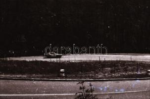 cca 1970 Autóversenyen készült negatívok, 70 db 24x36 mm-es negatív csíkokra felvágva, tároló tasako...