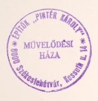 cca 1980 Kaviák Ágnes: Laborban, feliratozott vintage fotóművészeti alkotás, a kép tetején kis sérül...