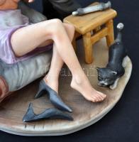 Poema Artistic Emil Cretu humoros kisplasztika, festett bisquit porcelán, jelzett, hibátlan, m:24 cm...