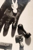 cca 1975 Jelzés nélküli vintage fotóművészeti alkotás, kasírozva, 29,5x39,5 cm