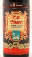 cca 1970 Egri bikavér, száraz vörösbor, 0,7 l, fogyaszthatósága nem bevizsgált
