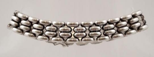 Ezüst, masszív, 4 soros karkötő,  Ag., nettó: 27,4gr., jelzett,  19,5cm / Silver bracelet, Ag, net. ...
