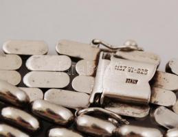 Ezüst, masszív, 4 soros karkötő,  Ag., nettó: 27,4gr., jelzett,  19,5cm / Silver bracelet, Ag, net. ...