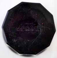 Moser Karlsbad  (Made in Czechoslovakia ) Csiszolt ametisztszínű üveg, palástján savmaratott és polí...