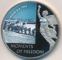Libéria 2006. 10$ "Szabadság pillanatai - Normandiai partraszállás 1944.6.6." multicolor, tanúsítvánnyal T:PP Liberia 2006. 10 Dollars "Moments of Freedom-Battle of Normandy 6.6.1944" multicolor, with certificate C:PP