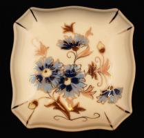 Zsolnay búza virág mintás ékszertartó, máz alatti hajszálrepedésekkel, 10×10 cm, m:6 cm