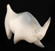 Zsolnay bika, apró kopás nyomokkal, jelzett, m:7,5 cm, h:16 cm