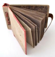 1940 Cséplőmunkások. 21 db 8x6 cm-es feliratozott fotó 18x12 cm-es vászonkötésű albumba rendezve