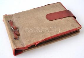 1940 Cséplőmunkások. 21 db 8x6 cm-es feliratozott fotó 18x12 cm-es vászonkötésű albumba rendezve