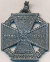 1916. "Károly - Csapatkereszt" cink kitüntetés mellszalag nélkül, törött kontraszemmel T:2- Hungary 1916. "Karl Troop Cross" zinc decoration without ribbon, broken ring C:VF