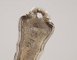 Ezüst (Ag.) tora mutató, jelzett, h:8,5 cm, nettó:11 g