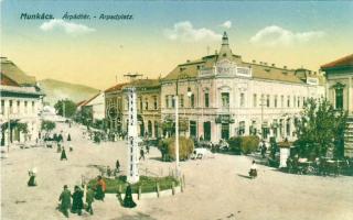 Munkács Árpádtér